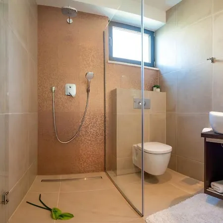 Luxury Beachfront 1 On Ciovo With 2 Pools *