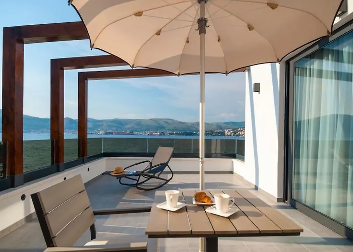 Villa Luxury Beachfront Villa Trogir 1 On Ciovo With 2 Pools Trogir