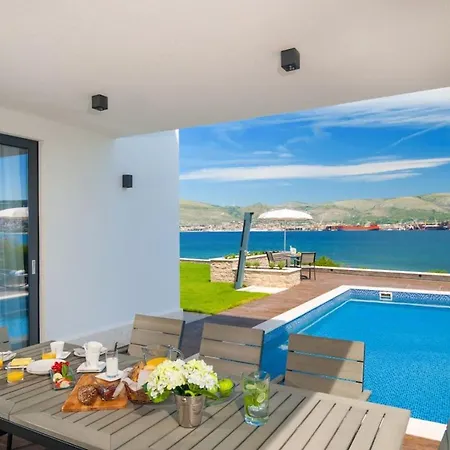 Luxury Beachfront 1 On Ciovo With 2 Pools *