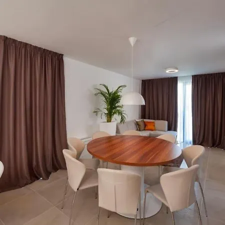 Vila Luxury Beachfront 1 On Ciovo With 2 Pools Trogir