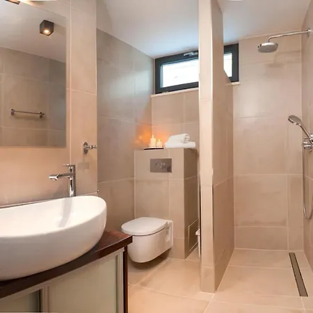 Luxury Beachfront 1 On Ciovo With 2 Pools Vila Trogir