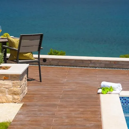 Luxury Beachfront 1 On Ciovo With 2 Pools