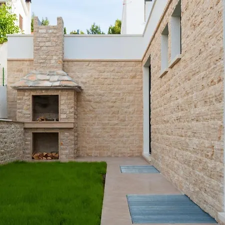 Luxury Beachfront 1 On Ciovo With 2 Pools Vila Trogir