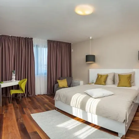 Luxury Beachfront 1 On Ciovo With 2 Pools * Trogir